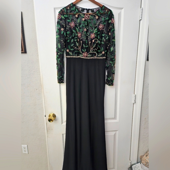 Mac Duggal 67870 Beaded Illusion High Neck Trumpet Gown SZ 6 NWOT - Picture 3 of 14